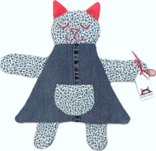 Muchláček panenka "Kočička Líza"